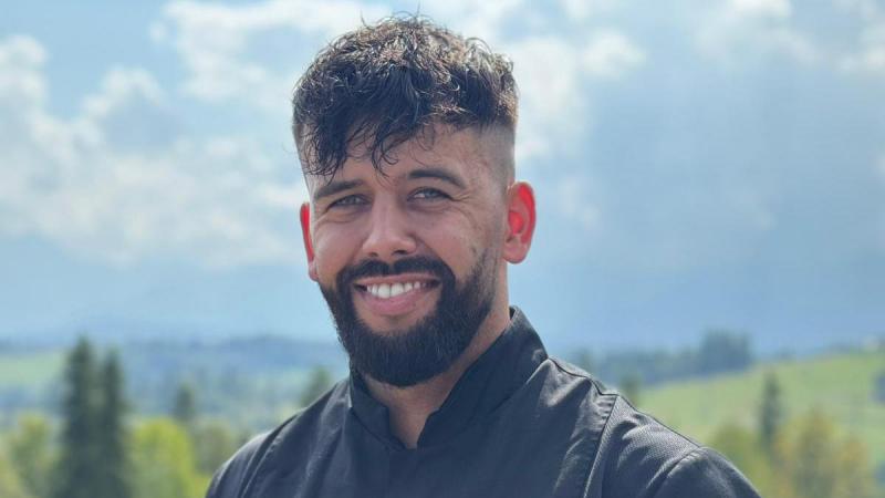 Ilustracja Rozmowa z szefem kuchni: jak łączy tradycję z nowoczesnym podejściem